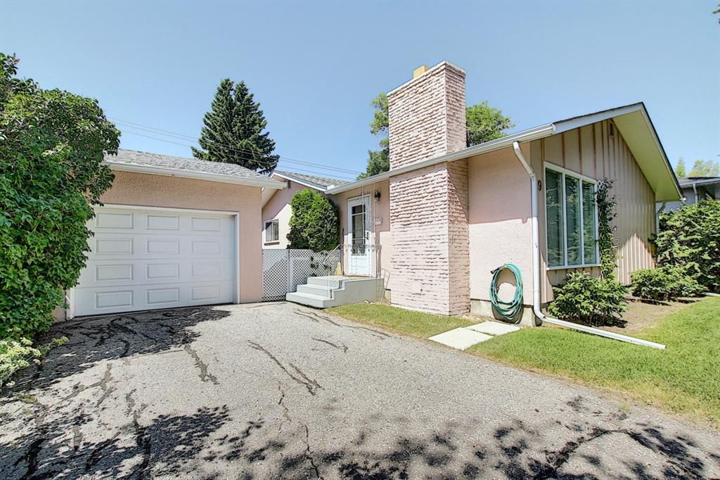 I have sold a property at 49 Haysboro CRESCENT SW in Calgary
